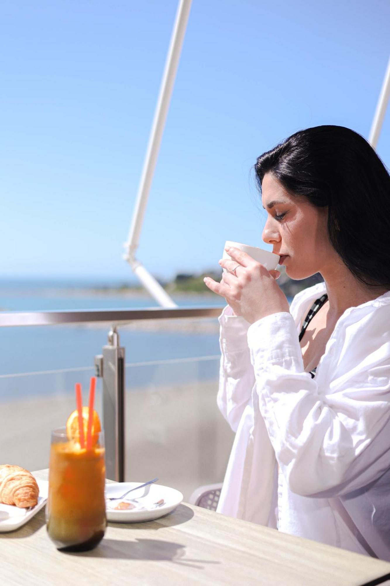 Hotel Frojd - Beach Front Resort Shengjin Luaran gambar