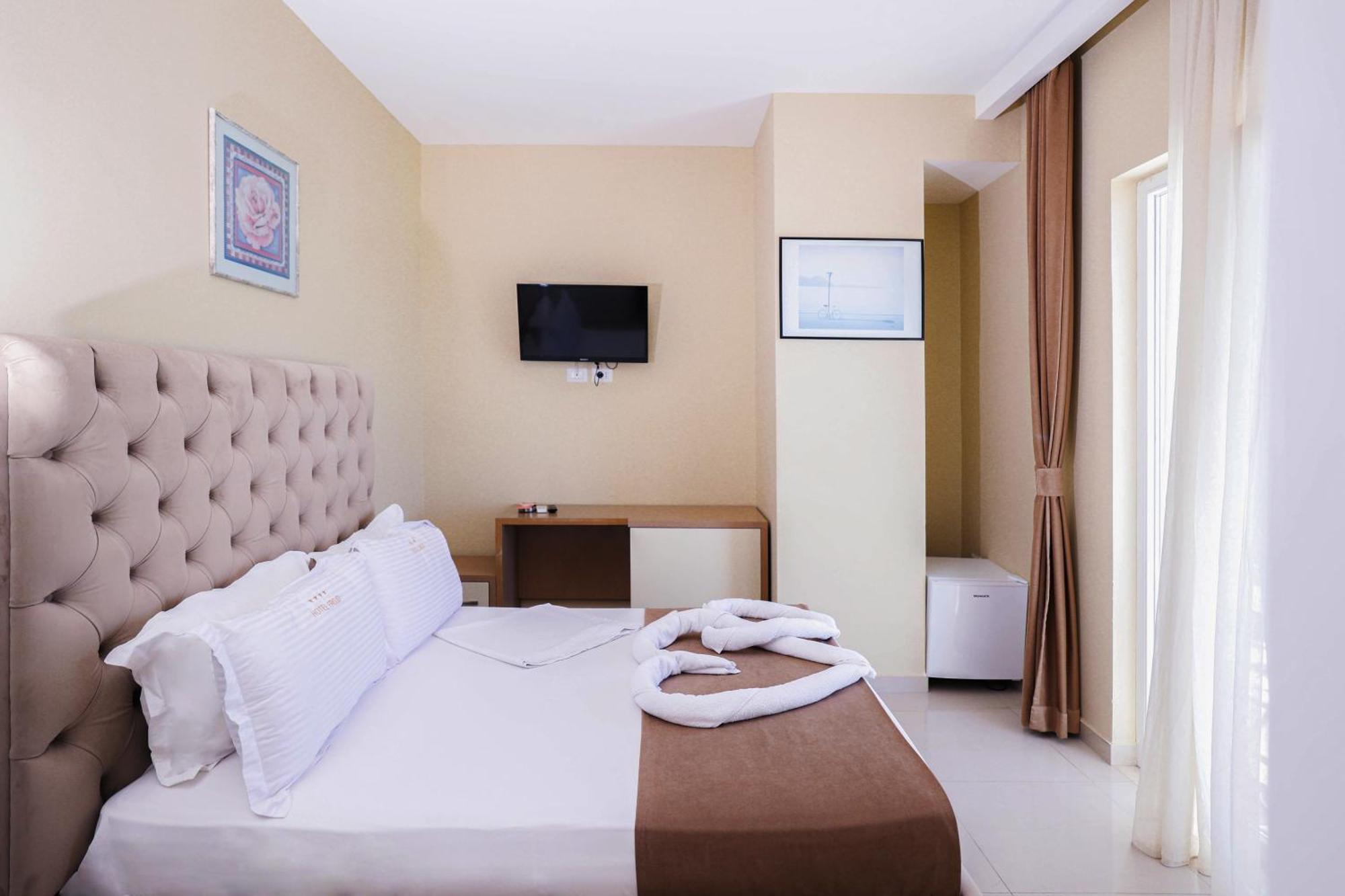 Hotel Frojd - Beach Front Resort Shengjin Luaran gambar