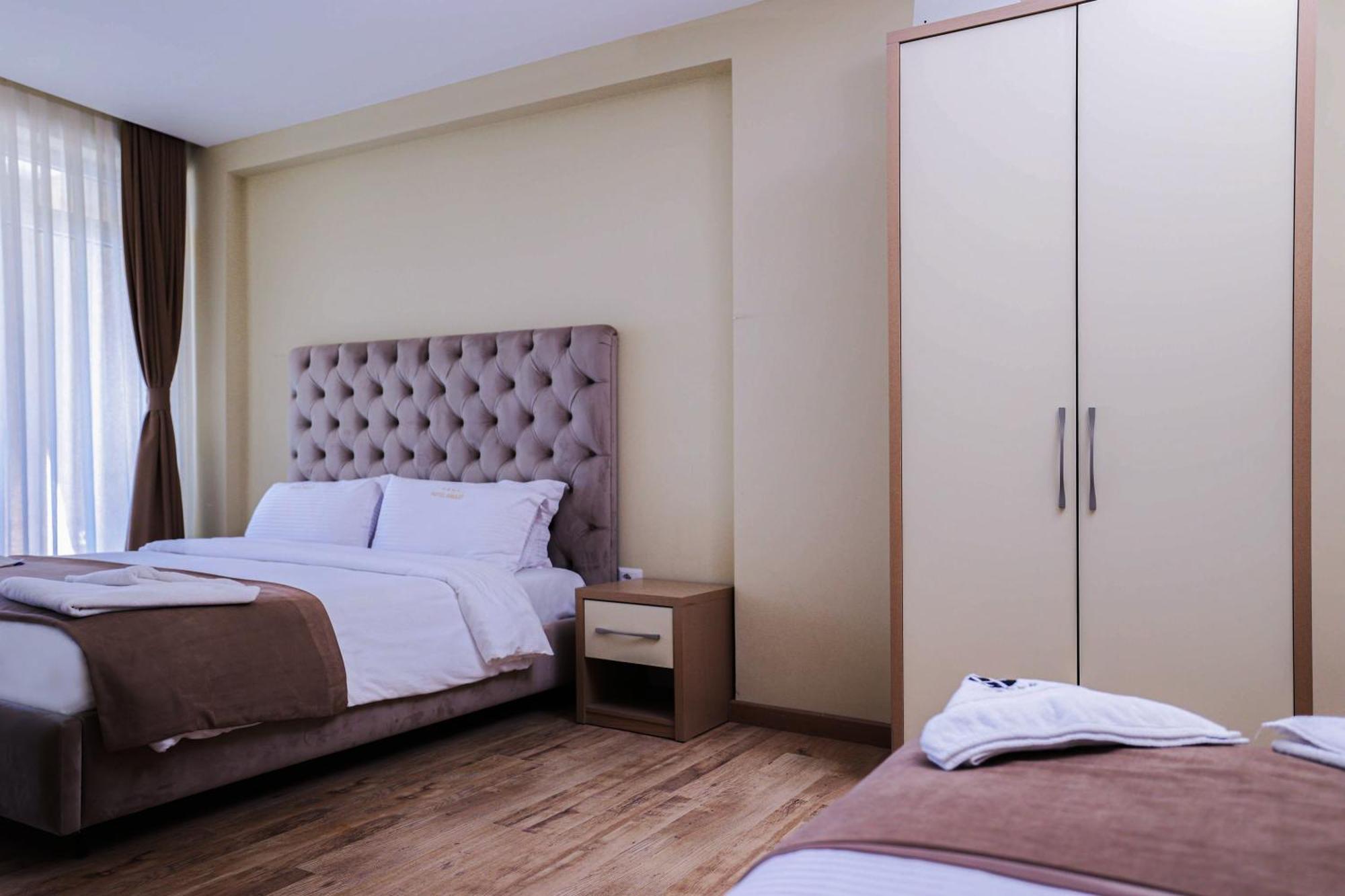 Hotel Frojd - Beach Front Resort Shengjin Luaran gambar