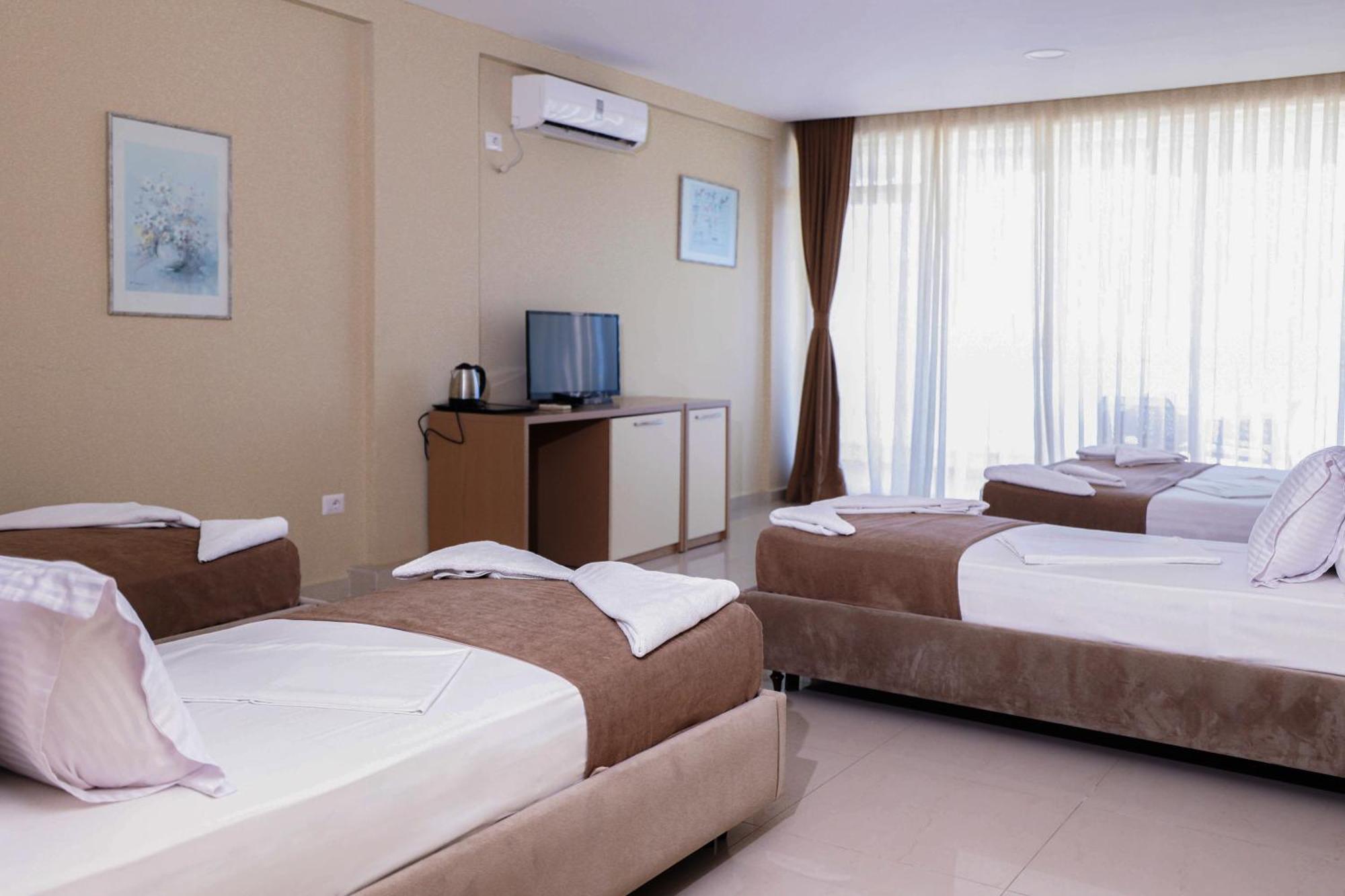 Hotel Frojd - Beach Front Resort Shengjin Luaran gambar
